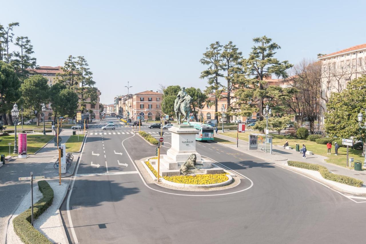 Appartamento Piazza Garibaldi - F&L Apartment Brescia Ngoại thất bức ảnh
